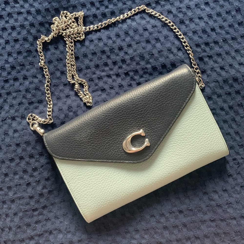 Leather COACH WOC